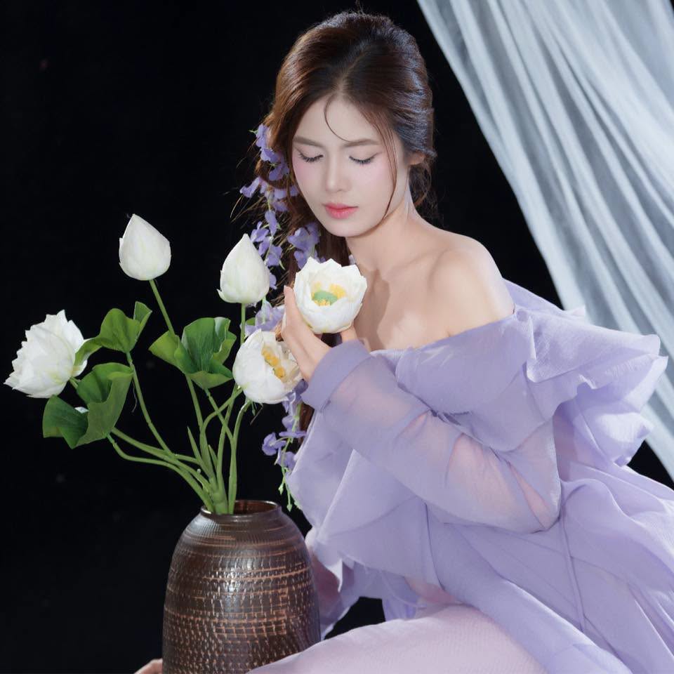 Thúy Dung Profile